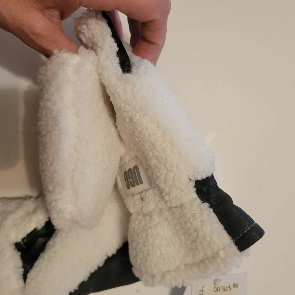 UGG Faux‎ Sherpa/leather Flip Mittens NWT L/XL Rare Skiing Outdoors Cold Weather